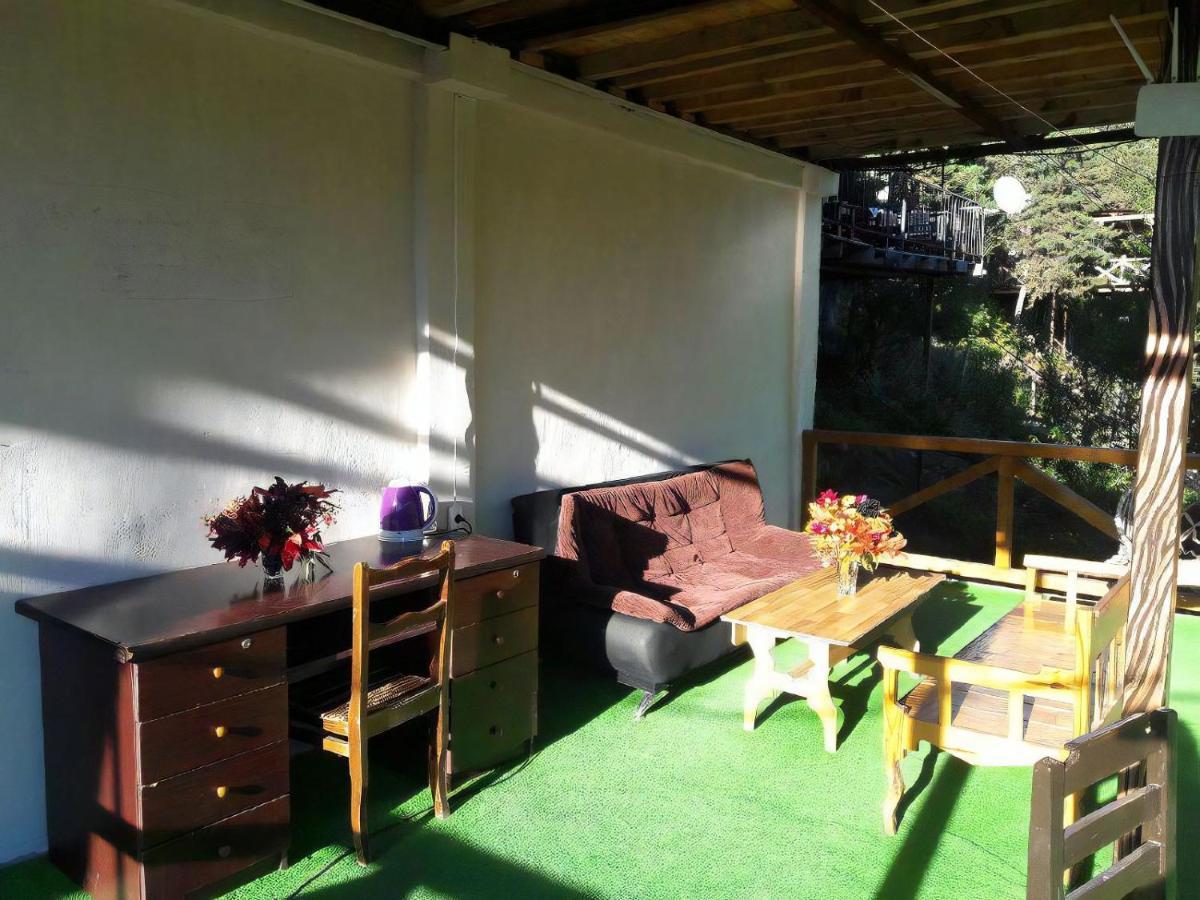 Guest House Mari30 메스티아 외부 사진