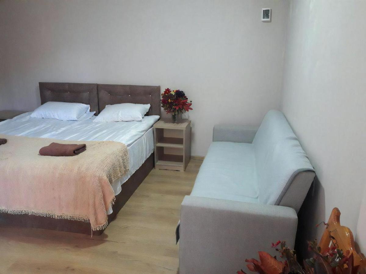 Guest House Mari30 메스티아 외부 사진